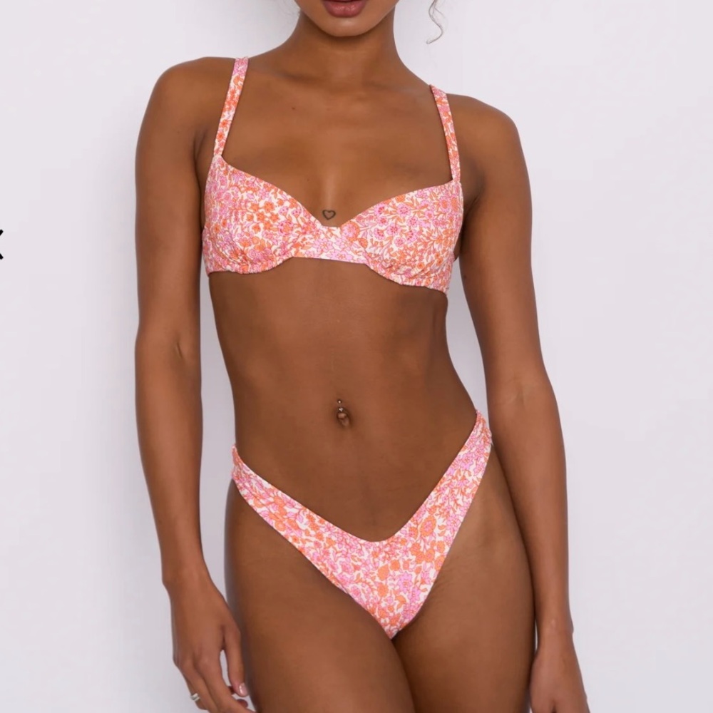 Skatie bikini set in Flora 💐